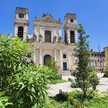 Le Notre-dame - Centre-ville *